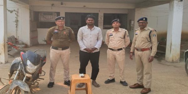 सक्ती : 40 हजार की लूट में एक आरोपित गिरफ्तार, नाबालिग भी हिरासत में