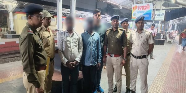 दक्षिण पूर्व रेलवे का ऑपरेशन यात्री सुरक्षा सफल, दो पकड़े गए