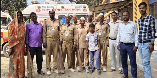 सीएचसी छातापुर में संत निरंकारी मिशन का स्वच्छता व जल संरक्षण अभियान