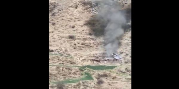 किश्तवाड़ में सुरक्षा बलों के साथ मुठभेड़ में जैश-ए-मोहम्मद के दो आतंकवादी मारे गए किश्तवाड़ में सुरक्षा बलों के साथ मुठभेड़ में जैश-ए-मोहम्मद के दो आतंकवादी मारे गए