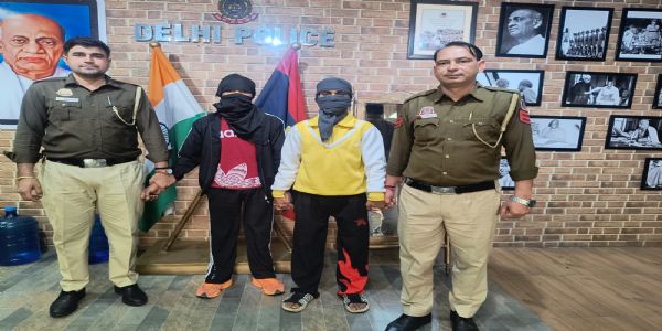 नरेला इंडस्ट्रियल एरिया में फैक्ट्री मालिक की हत्या का खुलासा, एक नाबालिग समेत तीन दबोचे