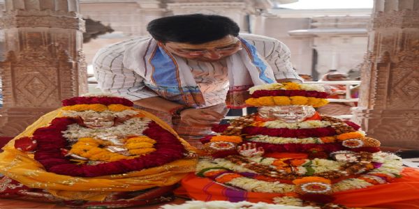 रंगभरी एकादशी: श्री काशी विश्वनाथ धाम में पंचबदन प्रतिमा सहित देवी-देवताओं की विधिवत प्रतिष्ठा