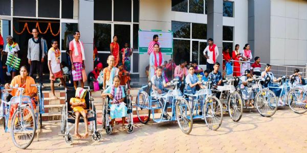 रायपुर : छत्तीसगढ़ में दिव्यांग सशक्तिकरण को नई गति, विशेष शिविर में 401 दिव्यांगजन हुए लाभान्वित