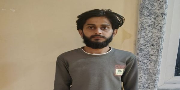 जिला बदर होकर भी रंगदारी का खेल, ‘बरेली में मेरा आतंक’ कहने वाला ऋषभ ठाकुर गिरफ्तार