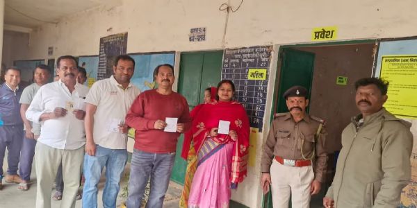 झारखंड : नगर निकाय चुनाव में सुबह सात बजे से नौ बजे तक 11 प्रतिशत मतदान