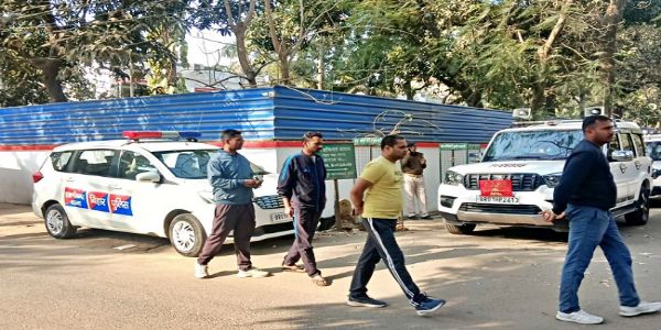 आईजी सुनील कुमार के आवास पर अंध्रा पुलिस के साथ बिहार पुलिस की टीम