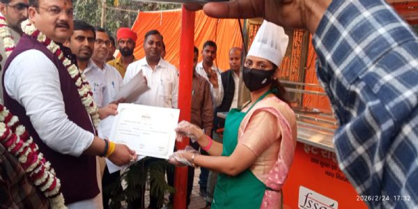 महापौर ने लोकार्पण के साथ किया 29 फूड कोर्ट जनता को समर्पित