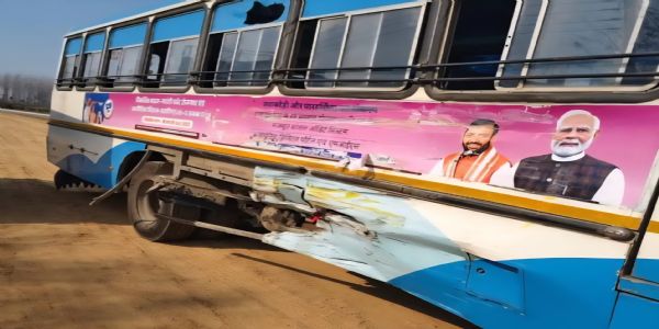 यमुनानगर:रोडवेज बस को तेज रफ्तार ट्रक की टक्कर, कई यात्री घायल