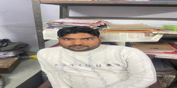 पन्द्रह हजार की रिश्वत लेते पटवारी गिरफ्तार
