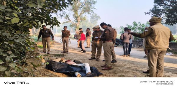 अमेठी में युवक की हत्या से हड़कंप।