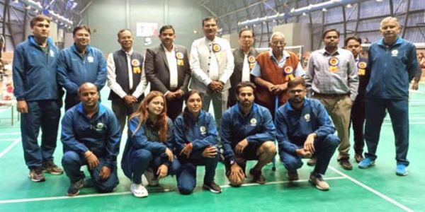 अतिथियों के साथ एजीयूपी टीम