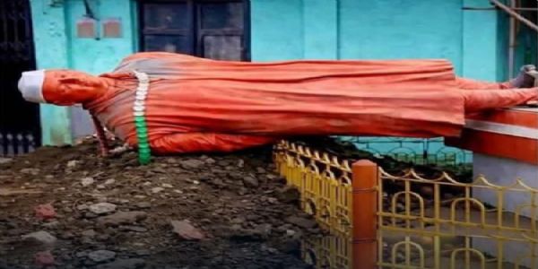 लखीपुर में पं. नेहरू की प्रतिमा की तोड़फोड़ की कांग्रेस ने की निंदा, दोषियों पर सख्त कार्रवाई की मांग