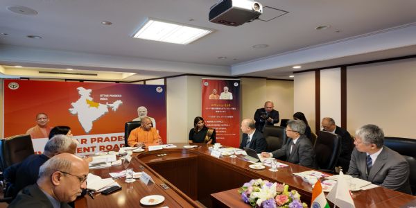 जापान में मुख्यमंत्री योगी ने कोनोइके ट्रांसपोर्ट के साथ की अहम बैठक