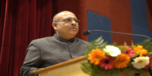 लोकतंत्र तभी फलता-फूलता है, जब युवा इसके इतिहास से जुड़ते हैं : विजेंद्र गुप्ता