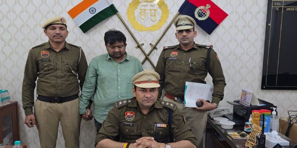 गुरुग्राम: पूर्व प्रेमिका का कंपनी में इंटरव्यू टालने के लिए फैलाई बम की अफवाह