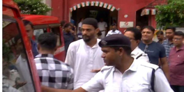 पश्चिम बंगाल विधानसभा चुनाव : वाम मोर्चा और आईएसएफ के बीच सीट बंटवारे पर नहीं बन पा रही सहमति