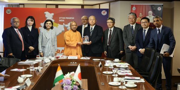 मुख्यमंत्री योगी ने जापान में मित्सुई प्रबंधन से की व्यापक निवेश पर चर्चा