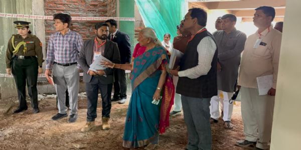 बहुआयामी शिक्षा केंद्र के रूप में विकसित करें मां विंध्यवासिनी विश्वविद्यालय : राज्यपाल