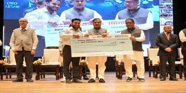 मुख्यमंत्री सरमा ने गुवाहाटी में कई युवा कल्याण, कौशल विकास योजनाओं का किया शुभारंभ