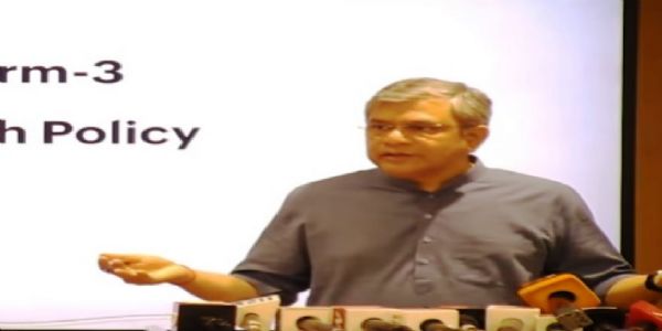 रेल मंत्री वैष्णव ने रेल टेक पॉलिसी और एआई आधारित ई-आरसीटी की शुरुआत की