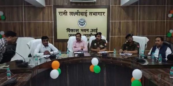 पीस कमेटी की बैठक में सौहार्द और शांति के साथ त्याेहाराें काे मनाने की गई अपील