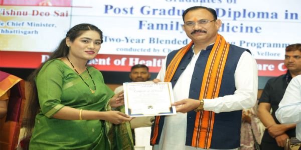 व्यावहारिक कौशल से समाज के अंतिम व्यक्ति तक बेहतर स्वास्थ्य सेवाएं पहुंचाने में चिकित्सक निभाएंगे अग्रणी भूमिका : मंत्री  जायसवाल