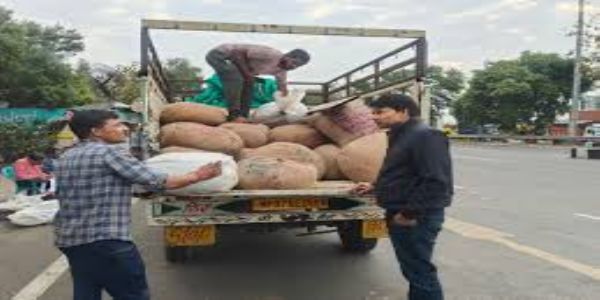 भोपाल में 27 क्विंटल मावा जब्त, खजूरी सड़क टोल प्लाजा पर खाद्य सुरक्षा विभाग की कार्रवाई, मिलावट की आशंका