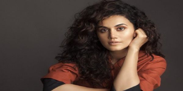 तापसी पन्नू  -फोटो सोर्स एक्स