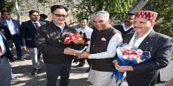 किरन रिजिजू पहुंचे चंबा, विकास कार्यों की ली समीक्षा बैठक