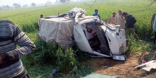 फतेहाबाद में हादसे का शिकार हुई हिसार के फुटबाल खिलाडिय़ों की गाड़ी, 16 खिलाडिय़ों को आई चोटें