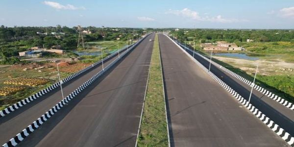 फरक्का में नया चार लेन पुल जल्द होगा तैयार, दशकों पुरानी जाम की समस्या से मिलेगी राहत