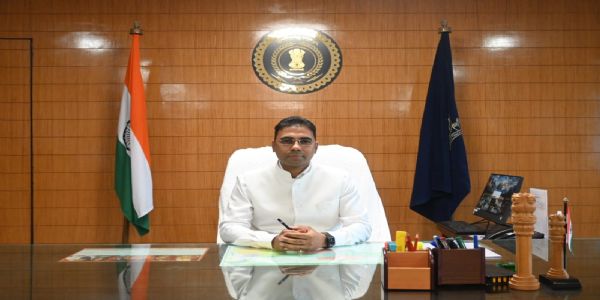 बलौदाबाजार : नवपदस्थ कलेक्टर कुलदीप शर्मा ने किया पदभार ग्रहण