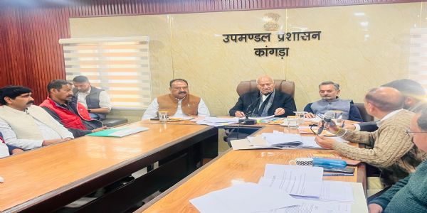 सभी किसान अपनी फसल का करवाएं बीमा : कृषि मंत्री