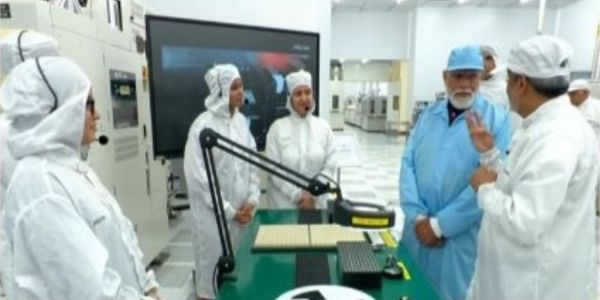 (संशाेधित) सेमीकंडक्टर क्षेत्र में भारत की बड़ी छलांग, प्रधानमंत्री मोदी ने माइक्रोन के अत्याधुनिक प्लांट का किया उद्घाटन