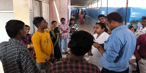 नवजात शिशु मृत पैदा हुआ, जिला अस्पताल में स्वजन मचाया हंगामा