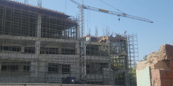 अमृत भारत स्टेशन योजना : रेलवे स्टेशन पर मल्टीलेवल कार पार्किंग का निर्माण अंतिम चरण में