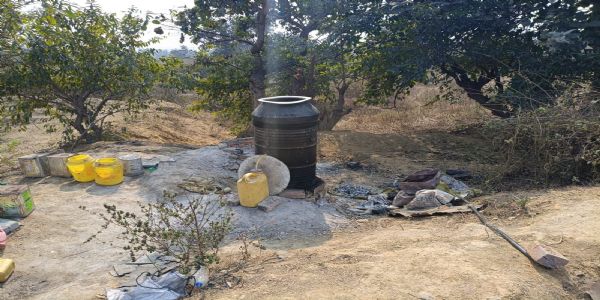 नगरपालिका चुनाव को लेकर अवैध शराब भट्ठी ध्वस्त