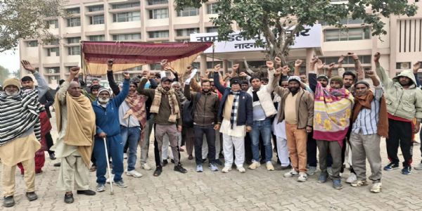 हिसार : राखीगढ़ी में प्लाटों का विवाद गहराया, एसडीएम को सौंपा ज्ञापन