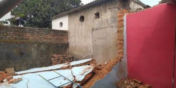 कोरबा : दीवार गिरने से मजदूर की दर्दनाक मौत, तीन छोटे बच्चों के सिर से उठा पिता का साया