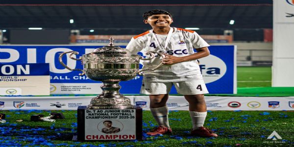 विधायक स्नेहा दुबे-पंडित के प्रयासों से वसई की फुटबॉल खिलाड़ी गौरी गुरव को मिली छात्रवृत्ति