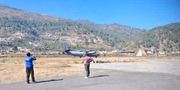 चिन्यालीसौड़ हवाई अड्डे पर वायुसेना का सैन्यभ्यास शुरू