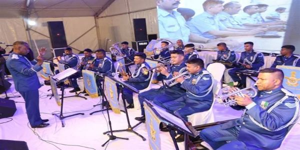 ग्वालियर व्यापार मेले में पहली बार हुई वायुसेना के बैण्ड की शानदार प्रस्तुति, युवाओं में जगाई देशभक्ति की अलख