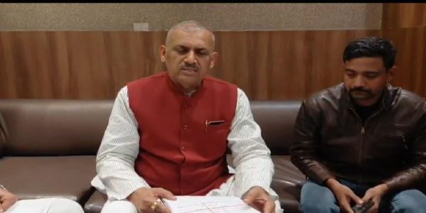 एसआईआर प्रक्रिया में विधायक ने लगाया गड़बड़ी का आरोप