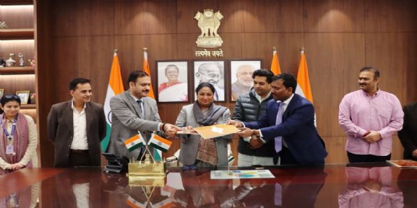 दिल्ली सरकार ने ‘भारत टैक्सी’ के सहकारी मोबिलिटी प्लेटफॉर्म के साथ की साझेदारी