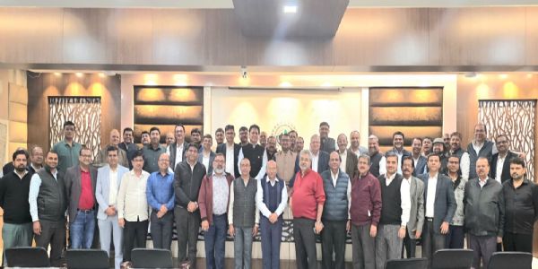 बजट में कर प्रक्रियाओं को सरल बनाकर व्यापारियों को राहत देने का प्रयास: आदित्य मल्होत्रा