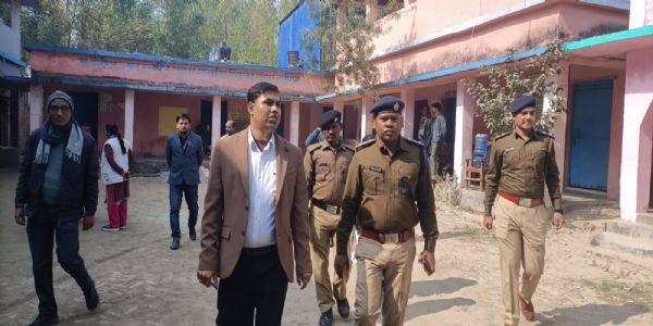 हथुआ में तीन परीक्षार्थी निष्कासित, कदाचार मुक्त परीक्षा प्रशासन की जिम्मेदारी