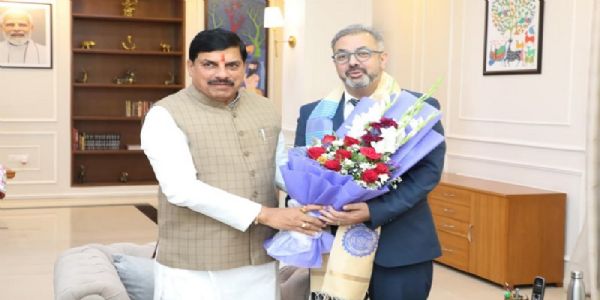 मप्र के मुख्यमंत्री डॉ. यादव से मिले स्विस संसद के सदस्य निक्लाउस सैमुअल गुग