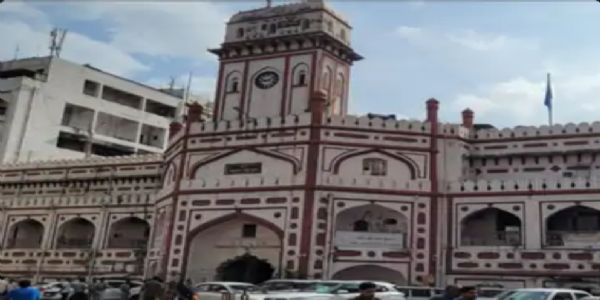 सूरत मनपा का 11,301 करोड़ का बजट मंजूर, सीनियर सिटीजन के लिए बीआरटीएस यात्रा हुई मुफ्त