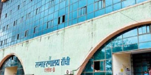 रांची नगर निगम क्षेत्र के मेयर पद के 11 अभ्यर्थियों को चुनाव चिन्ह आवंटित