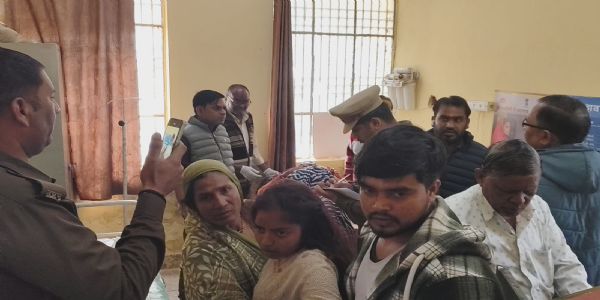 संत सम्मेलन में बवाल, कुल्हाड़ी-डंडों से हमला, 10 लोग घायल